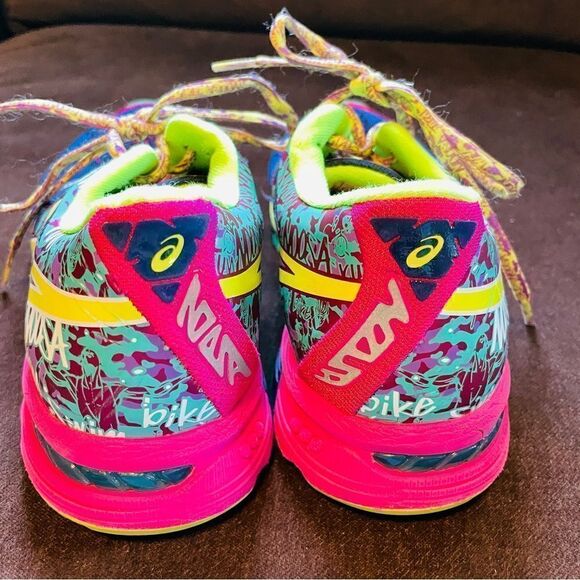 Mint Condition Asics GEL NOOSA Tri 10 Navy 7 US 38 EUR - Picture 4 of 10